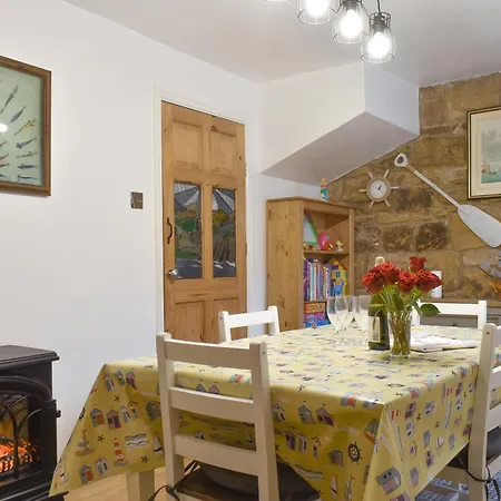 Quaker's * Carlin How