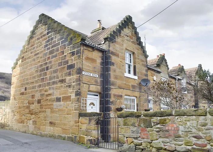 Quaker's * Carlin How